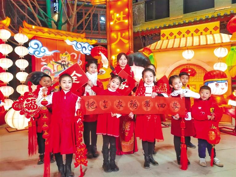 原創(chuàng)音樂電視《全家福》向蘭州市人民拜年！