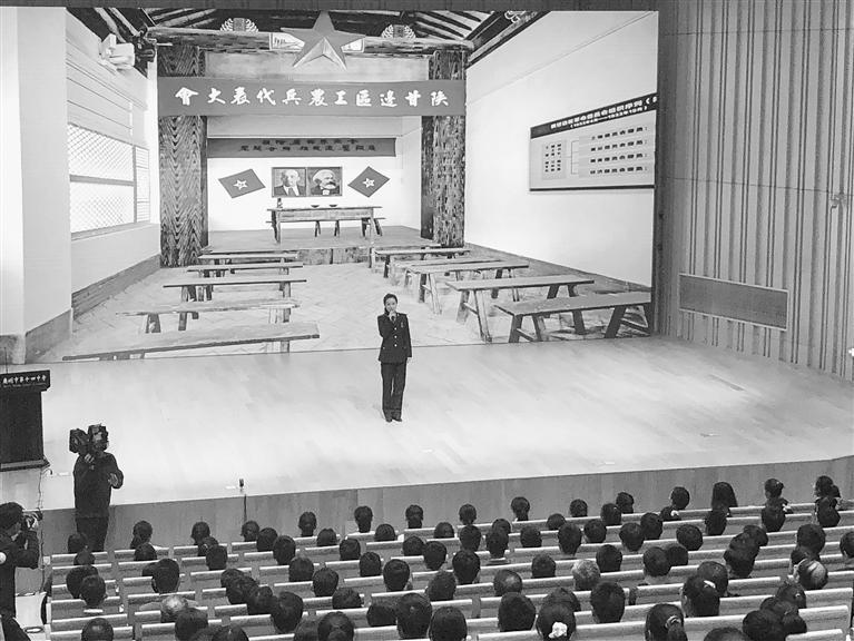 蘭州市開展“學黨史、頌黨恩、跟黨走”紅色文化進校園活動