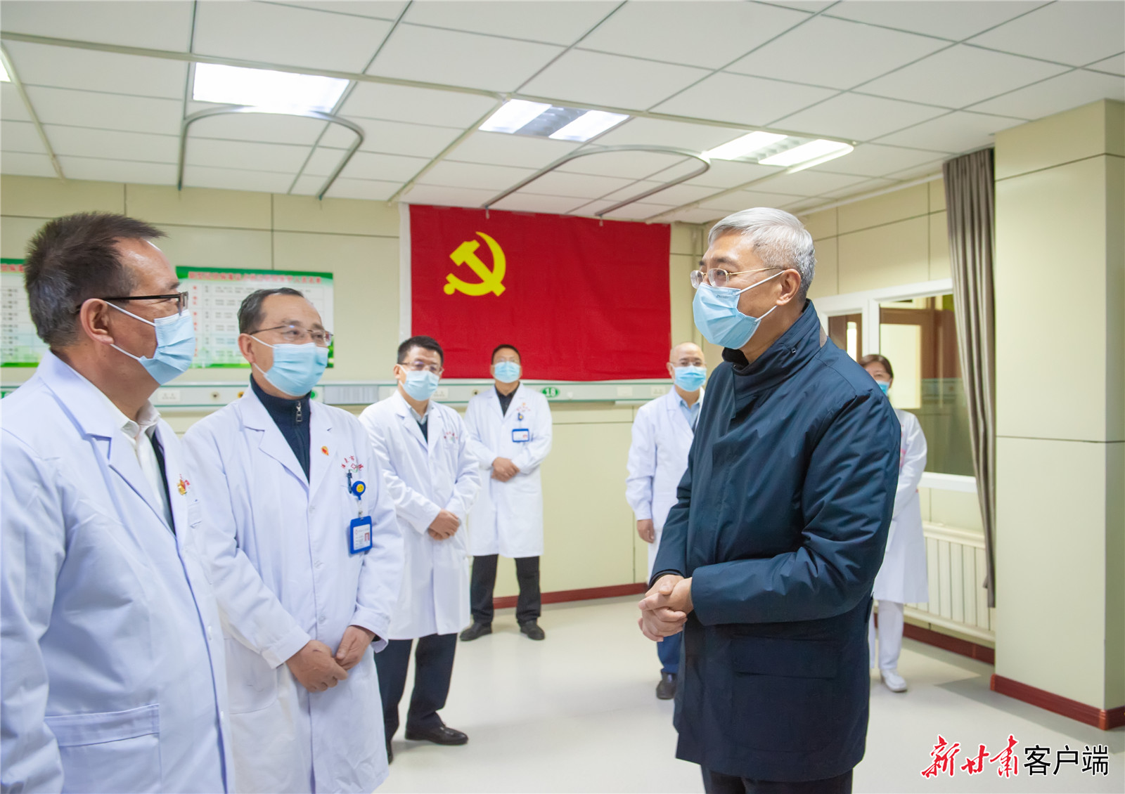 尹弘在嘉峪關(guān)酒泉張掖調(diào)研檢查疫情防控工作時(shí)強(qiáng)調(diào)：扛牢屬地責(zé)任 落細(xì)防控措施 遏制擴(kuò)散蔓延，同心協(xié)力堅(jiān)決打贏疫情防控遭遇戰(zhàn)阻擊戰(zhàn)