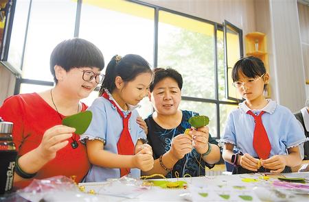 蘭州新區(qū)推進“雙減”政策落地非寄宿制中小學(xué)不得在校內(nèi)設(shè)置食品小賣部、超市