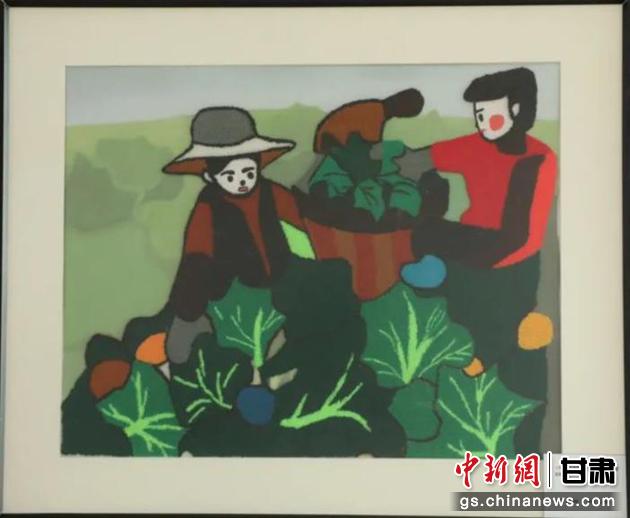 皋蘭縣高原夏菜項目幫助當(dāng)?shù)貗D女增收致富。刺繡 黃淑娟 繡稿 趙海科