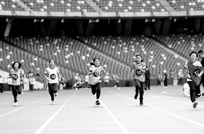 “陽(yáng)光分班”，答好教育公平新考卷