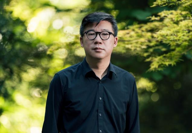 專訪李修文：AI時代，更要孤絕地成為自己